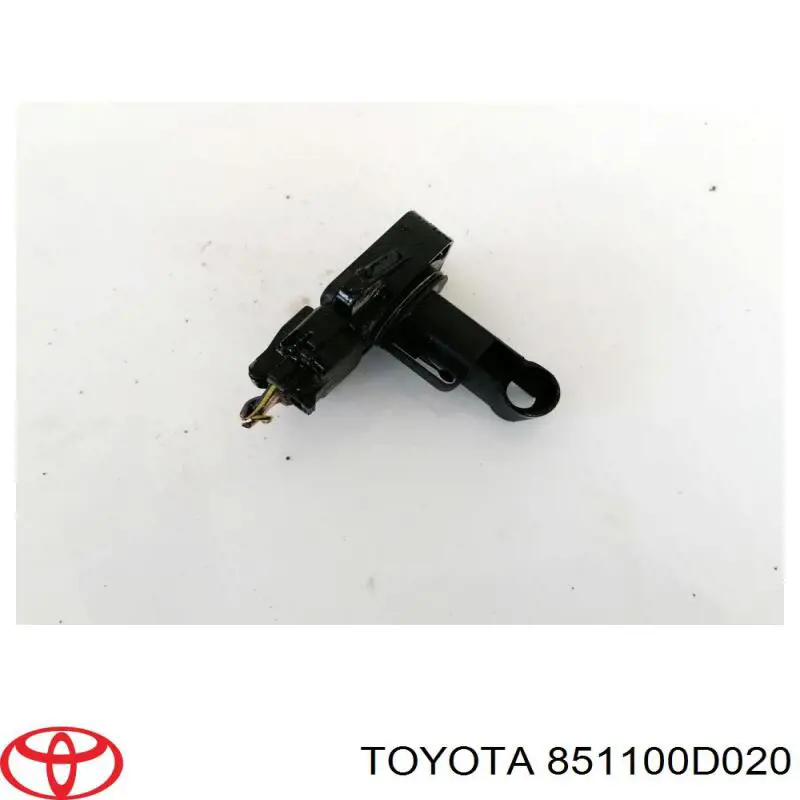 Купити 851100D020 Toyota Мотор двірника