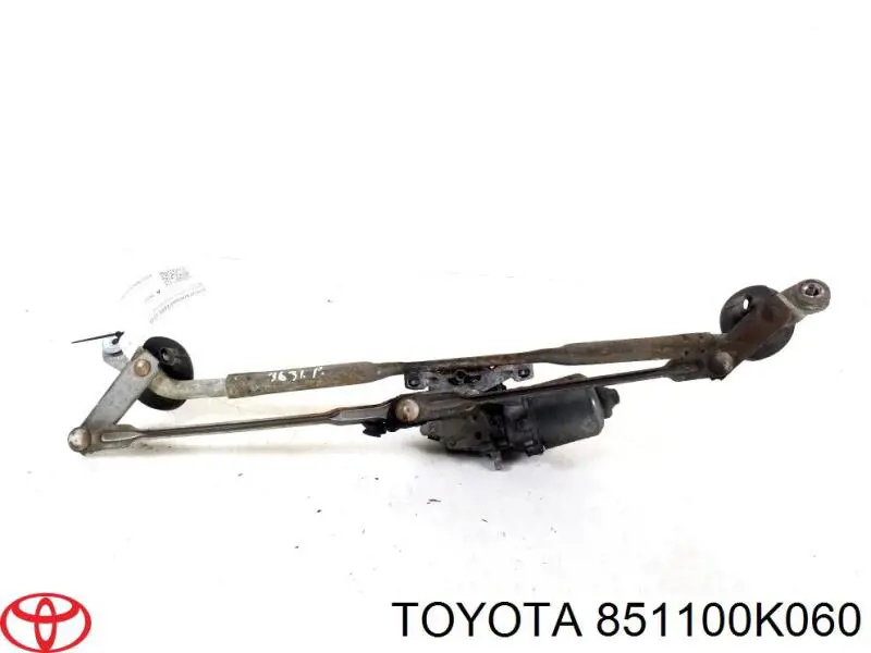 Купити 851100K060 Toyota Мотор трапеції склоочисника