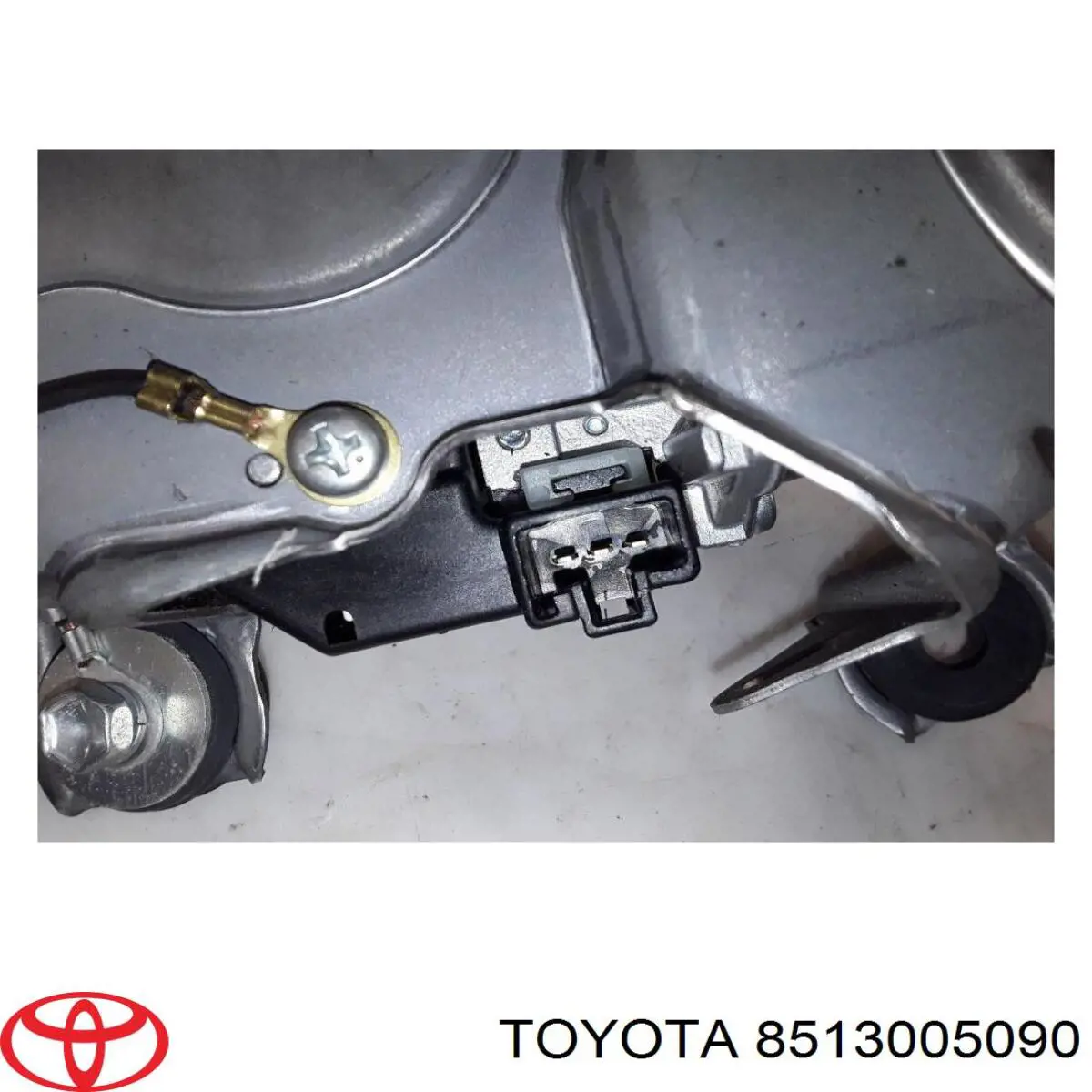 Купити 8513005090 Toyota Двигун склоочисника заднього скла