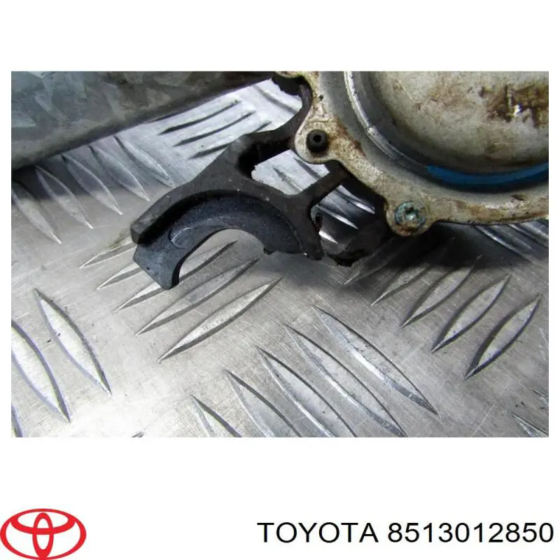 8513012850 Toyota Моторчик заднього двірника