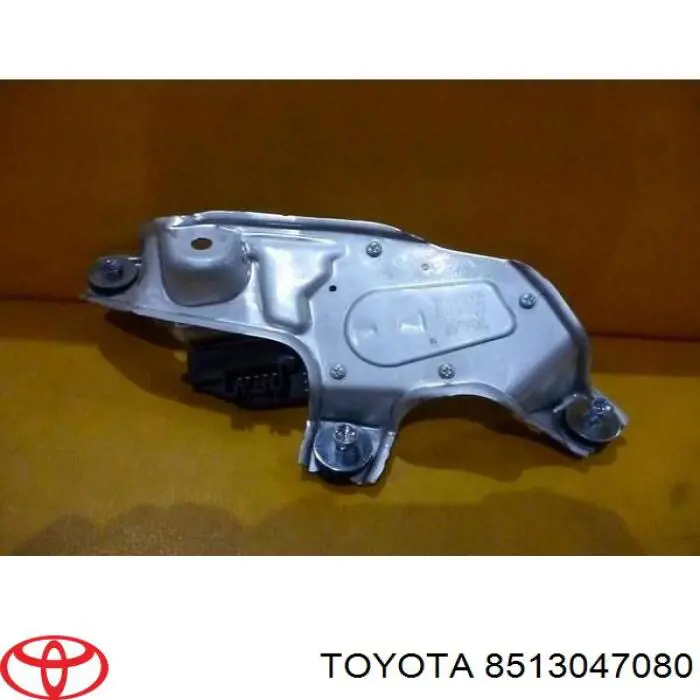 Моторчик заднього склоочисника 8513047080 Toyota