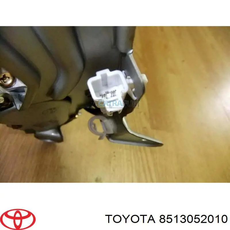 Купити 8513052010 Toyota Двигун склоочисника заднього скла