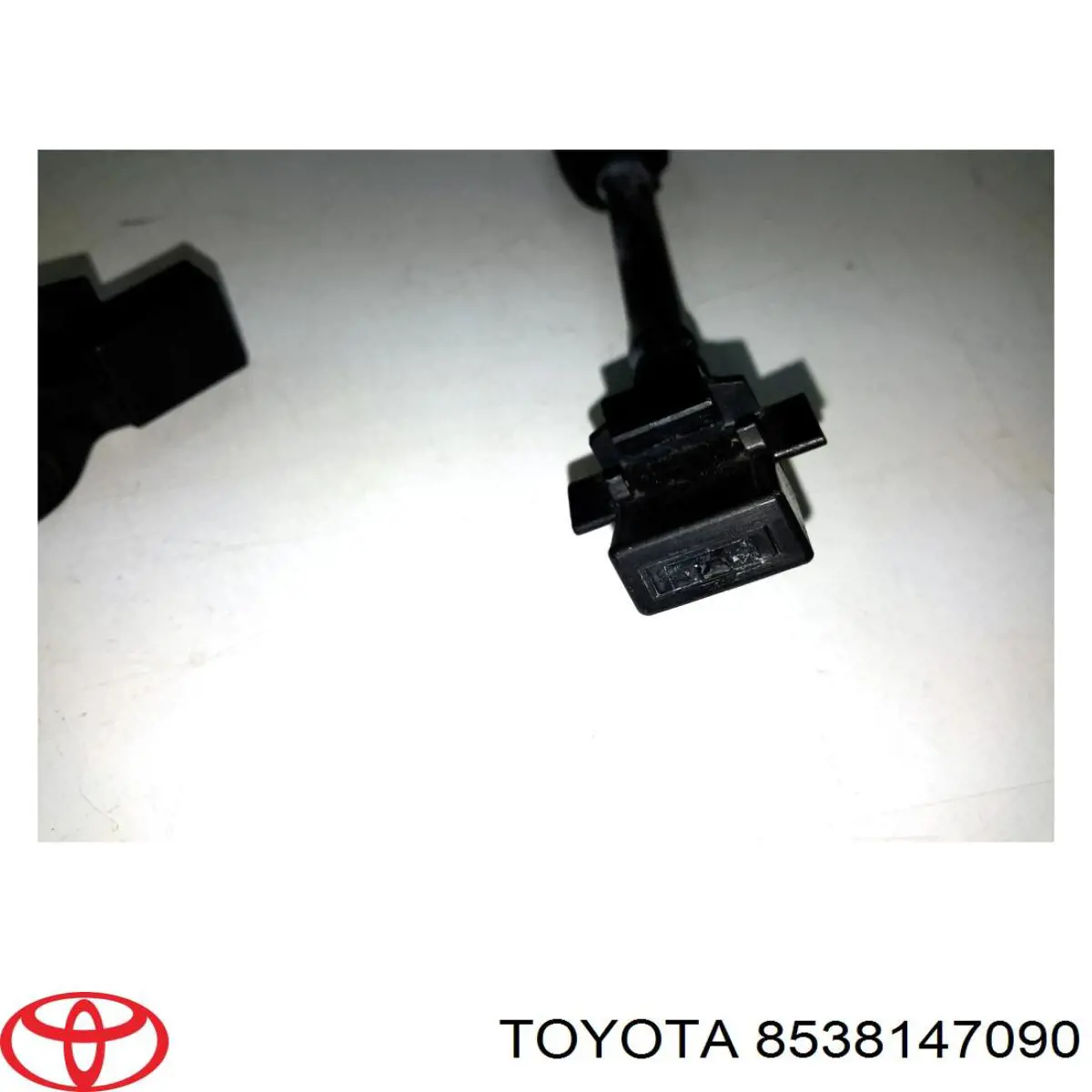 Сопло омивача лобового скла Toyota 8538147090 ціна, від 6.37 USD