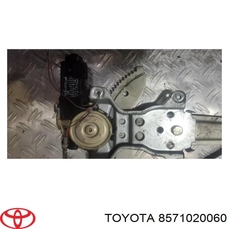 Купити 8571020060 Toyota Двигун склопідіймача двері передньої, правої