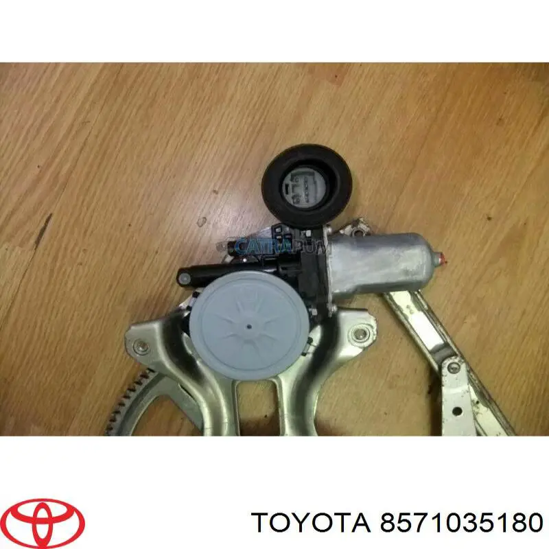 Двигун склопідіймача двері передньої, правої Toyota 8571035180 ціна, від 471.25 UAH