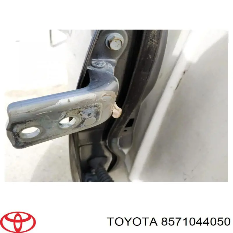 Мотор склопідйомника дверей задніх, правих Toyota 8571044050 ціна, від 34.28 USD