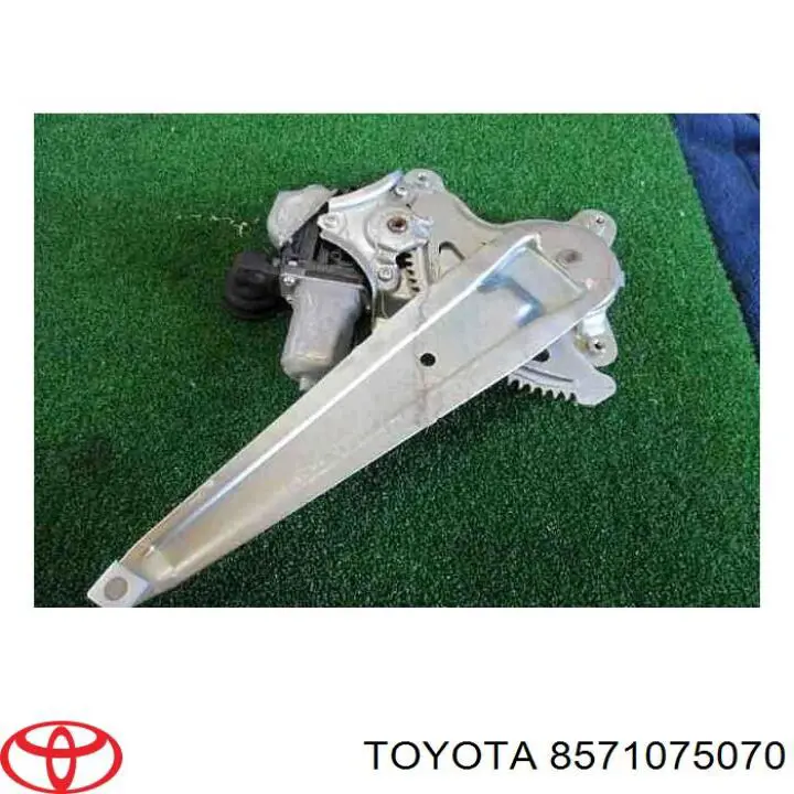 Моторчик склопідйомника двері задніх, лівих Toyota 8571060330 ціна, від 35.47 USD
