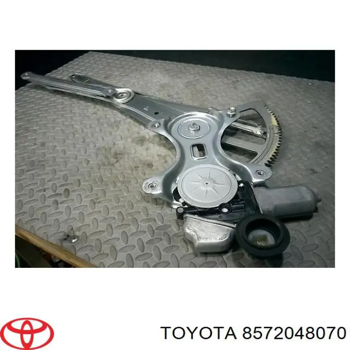Двигун склопідіймача двері передньої, лівої 8572048070 Toyota