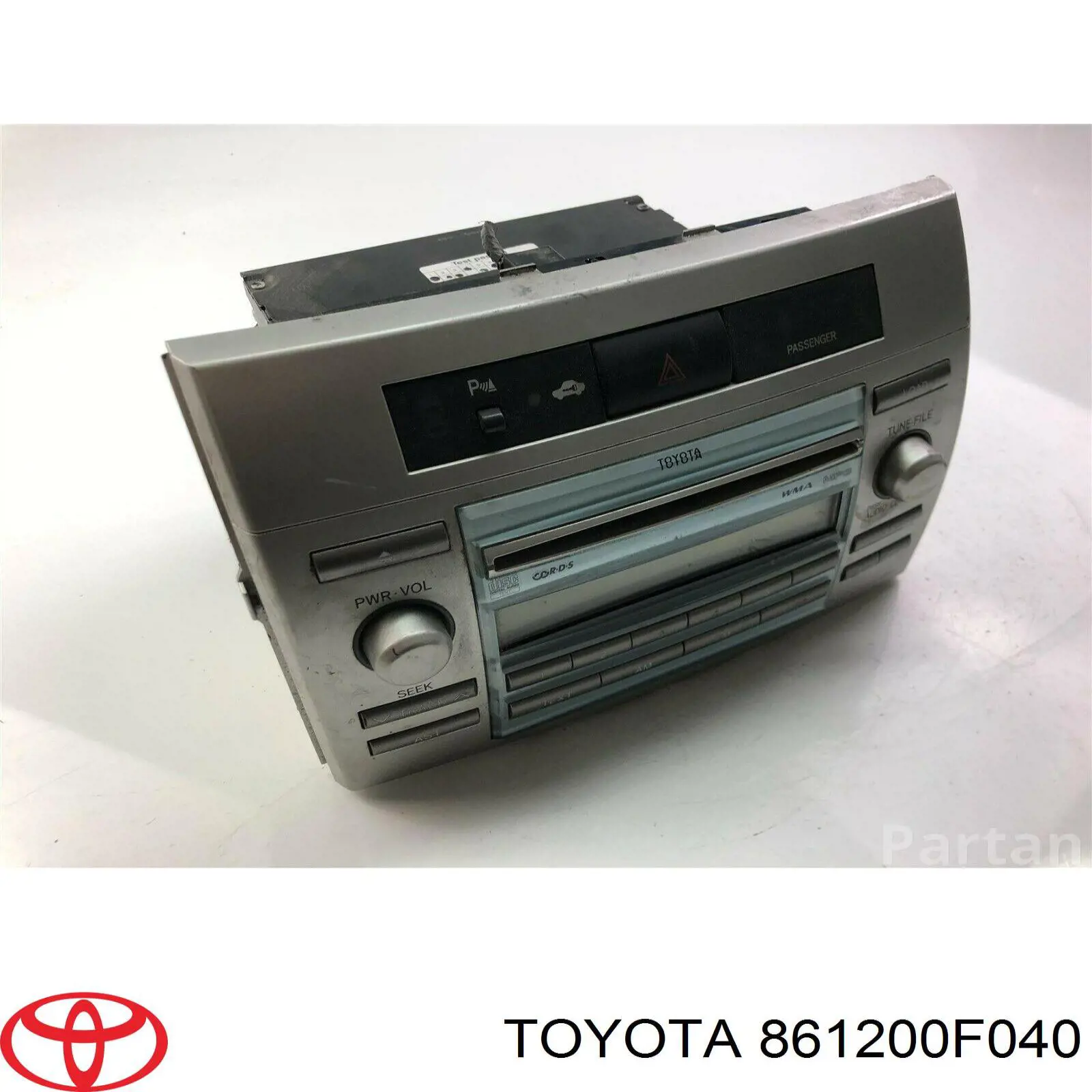 Купити 861200F040 Toyota Магнітола