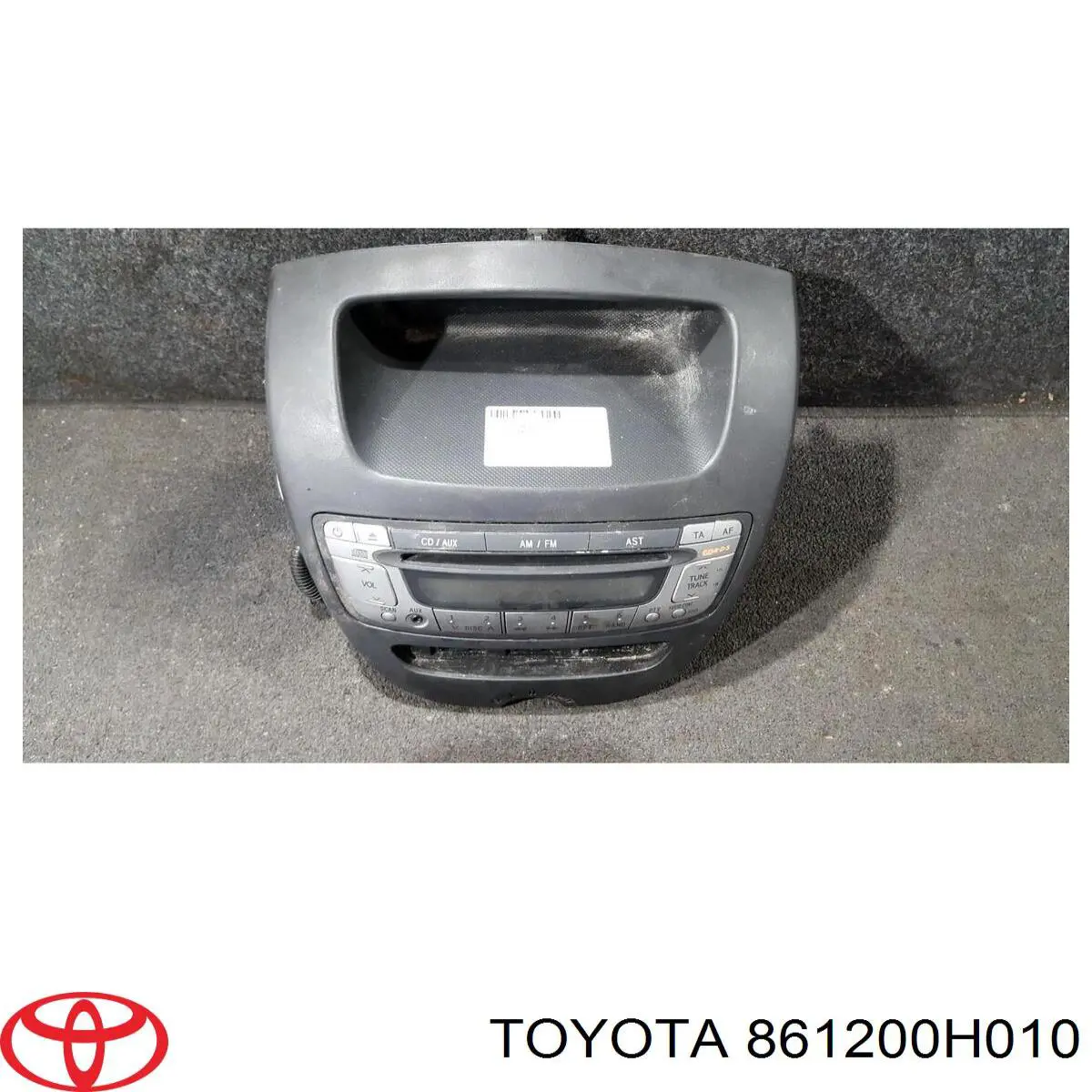 861200H010 Toyota Магнітола (радіо AM/FM)