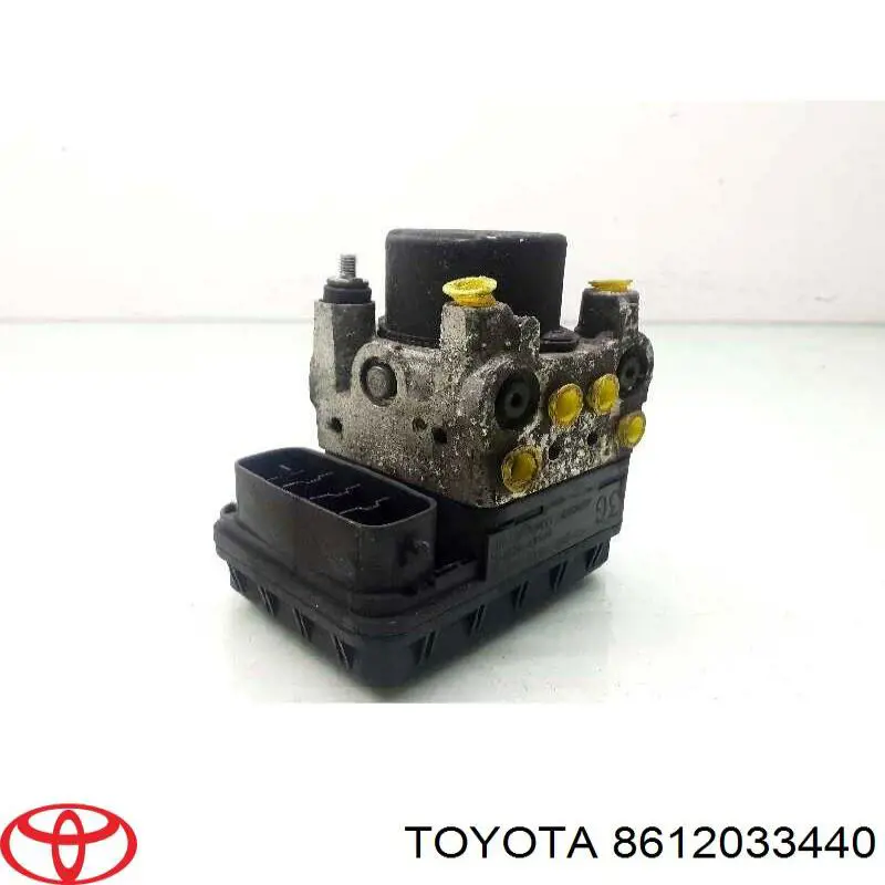 Магнітола 8612033440 Toyota