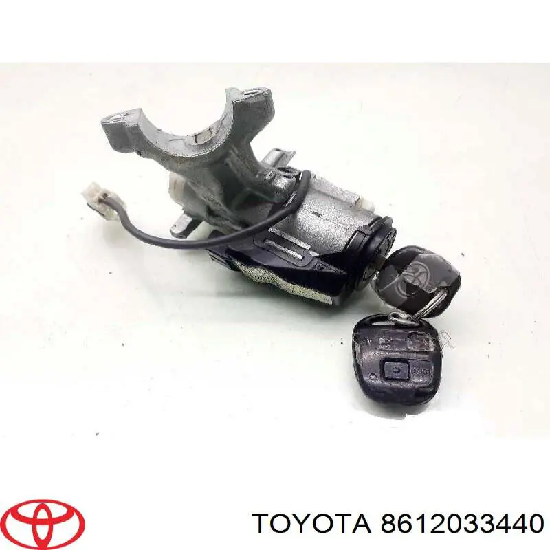 8612033440 Toyota Магнітола (радіо AM/FM)