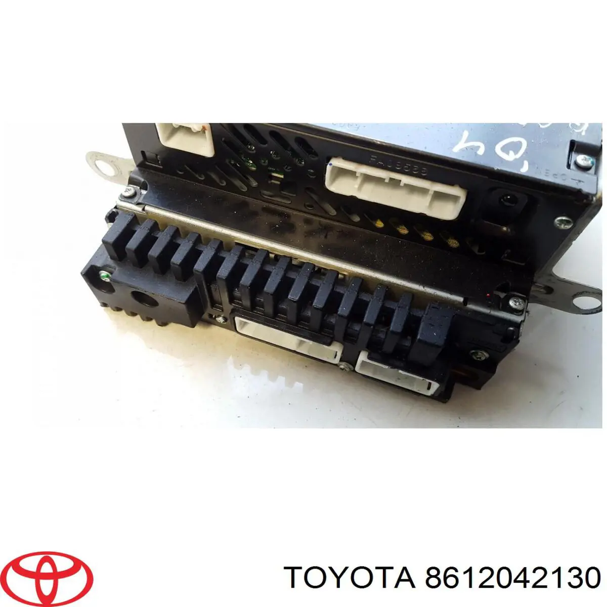 Магнітола 8612042130 Toyota