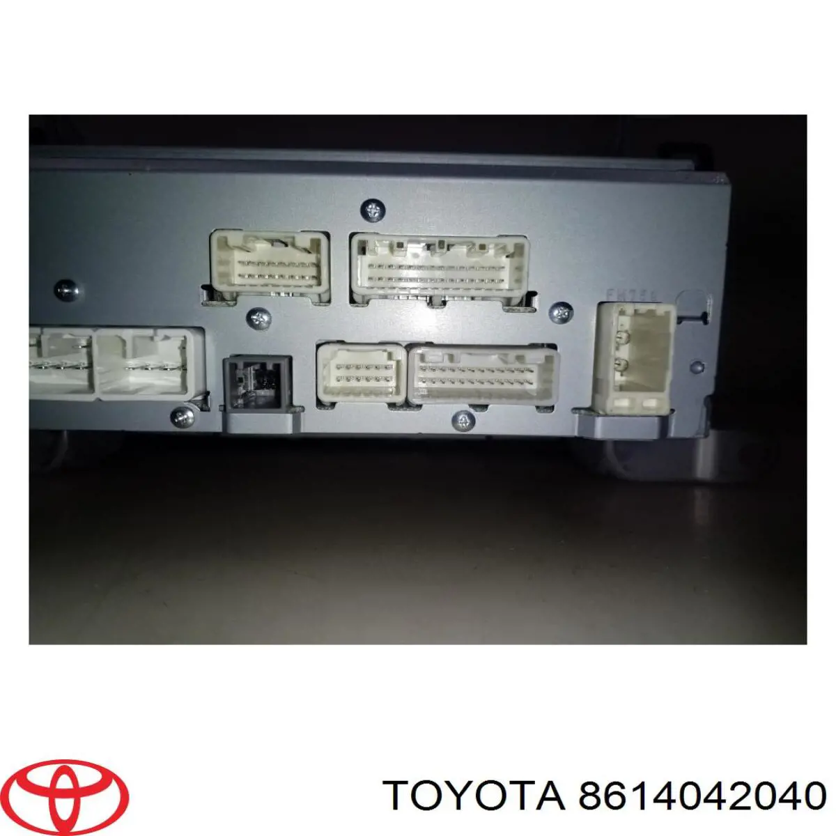Дисплей бортового комп'ютера Toyota 8614042040 ціна, від 101.35 USD