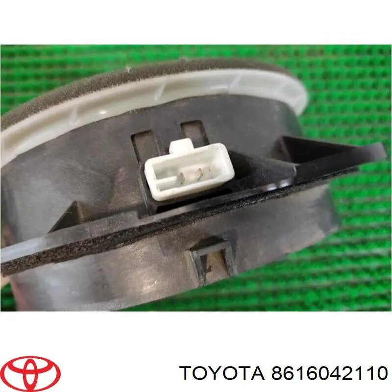 Купити 8616042110 Toyota Динамік передньої двері