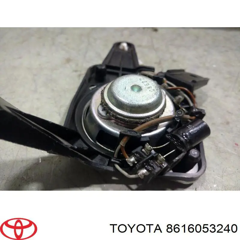 Купити 8616053240 Toyota 