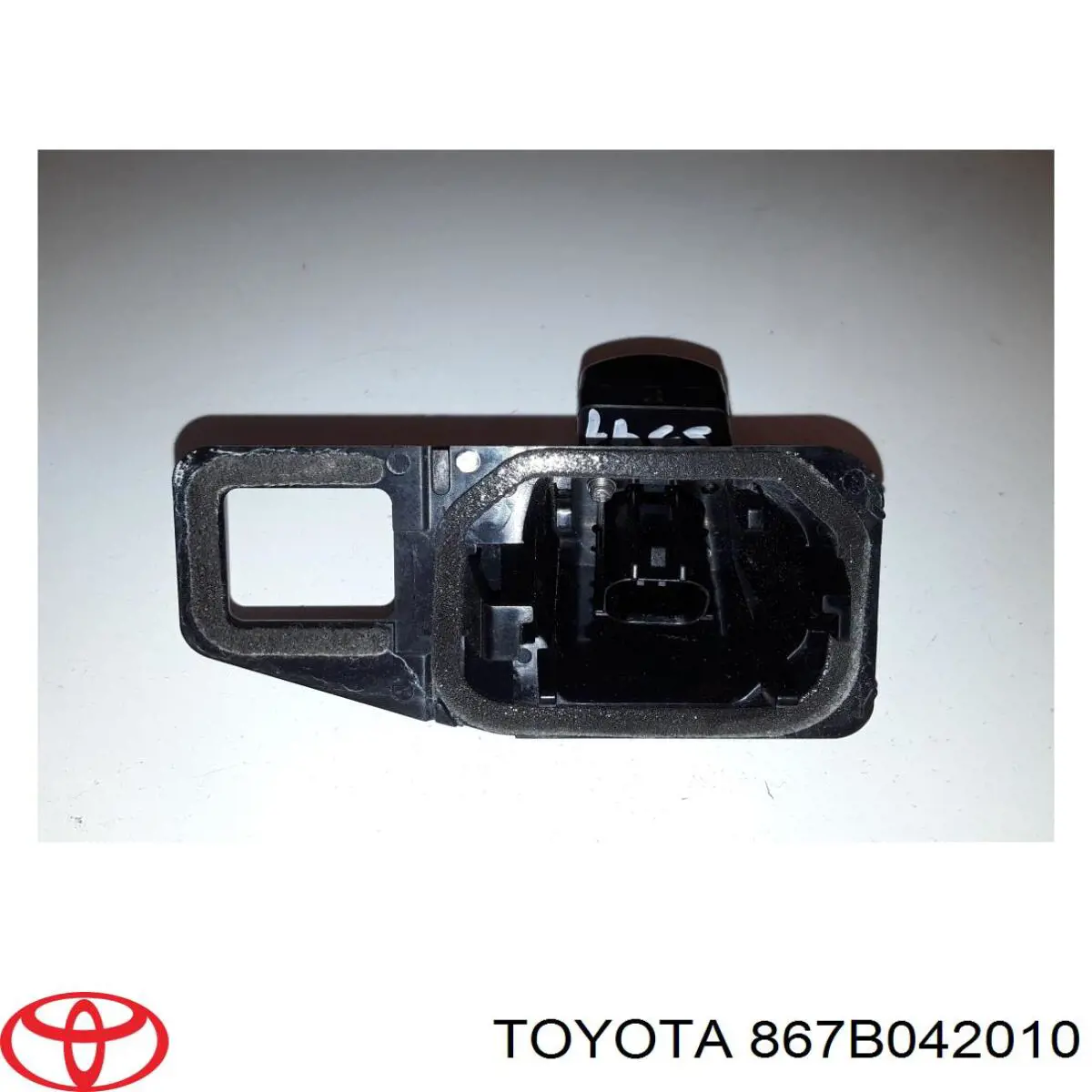 Купити 867B042010 Toyota Камера системи забезпечення видимості
