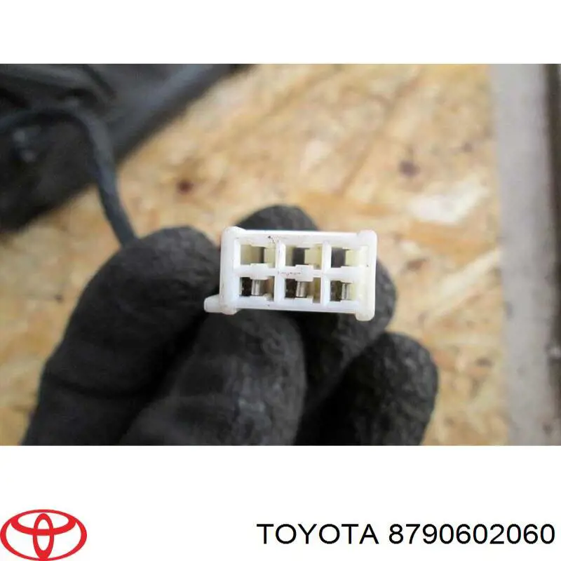 Купити 8790602060 Toyota Бічне дзеркало заднього виду ліве