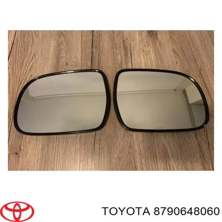 Купити 8790648060 Toyota Дзеркальний елемент водійського дзеркала