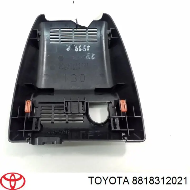 8818312021 Toyota 