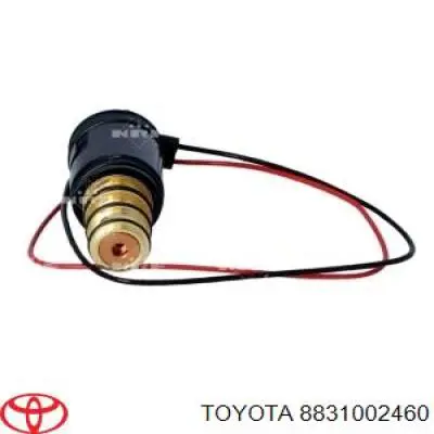 Компресор кондиціонера 8831002460 Toyota