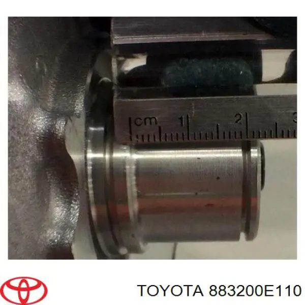Купити 883200E110 Toyota Компресор кліматичної установки
