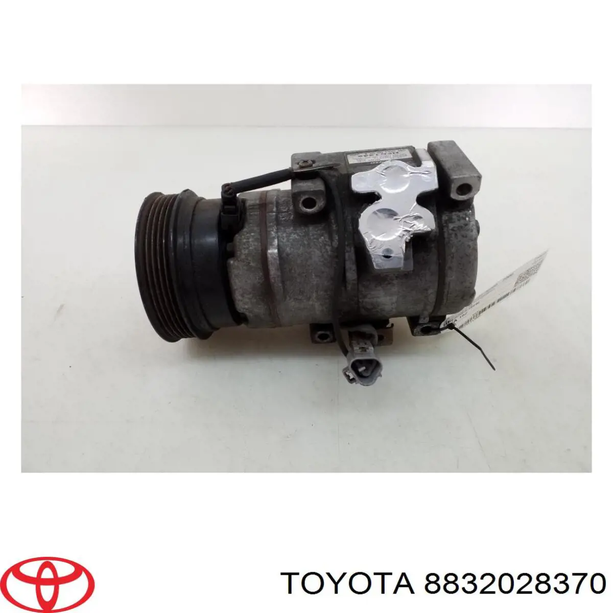  8832028370 Toyota