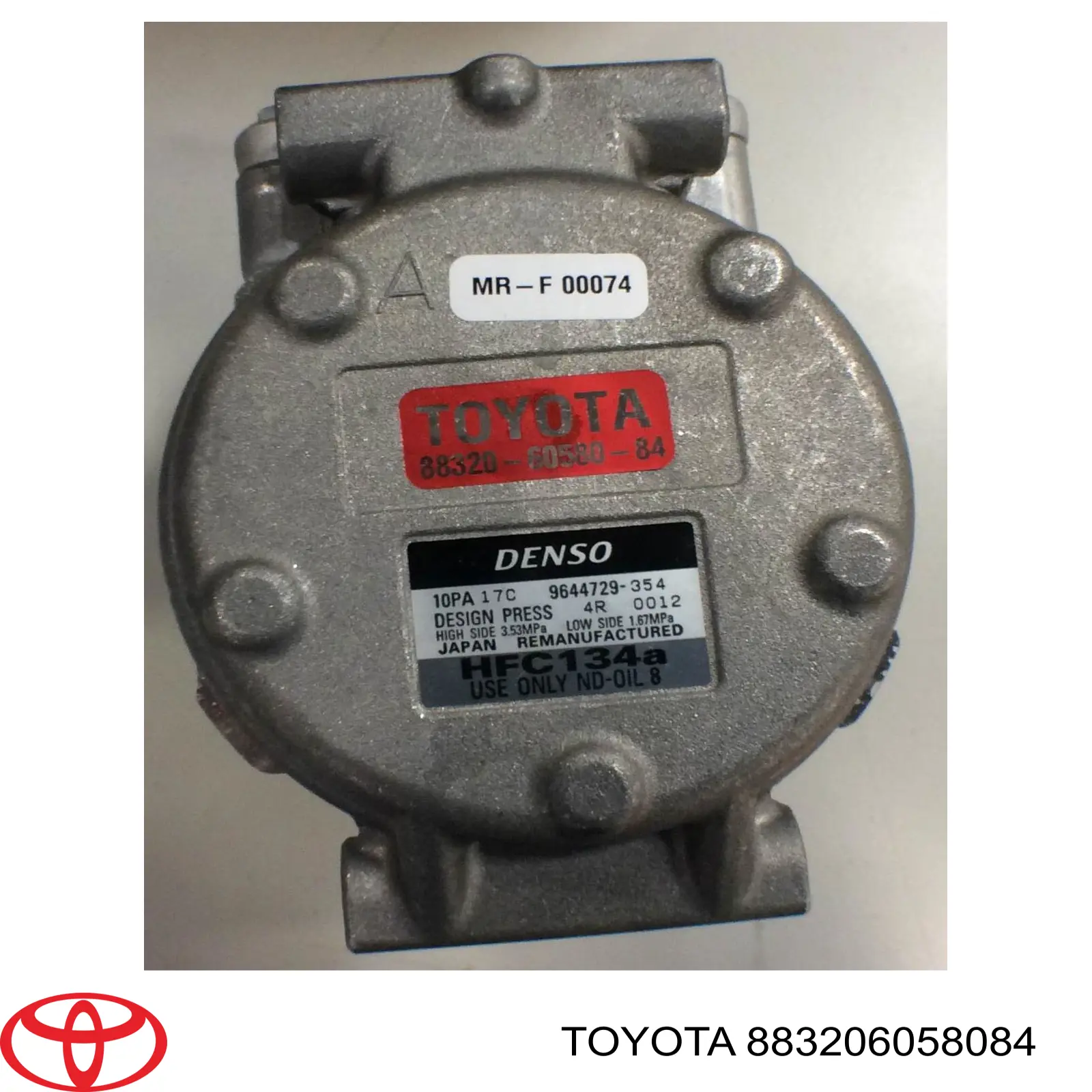 Компресор кондиціонера 883206058084 Toyota