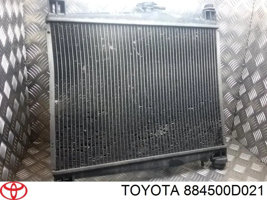 Купити 884500D021 Toyota Радіатор системи охолодження кондиціонера