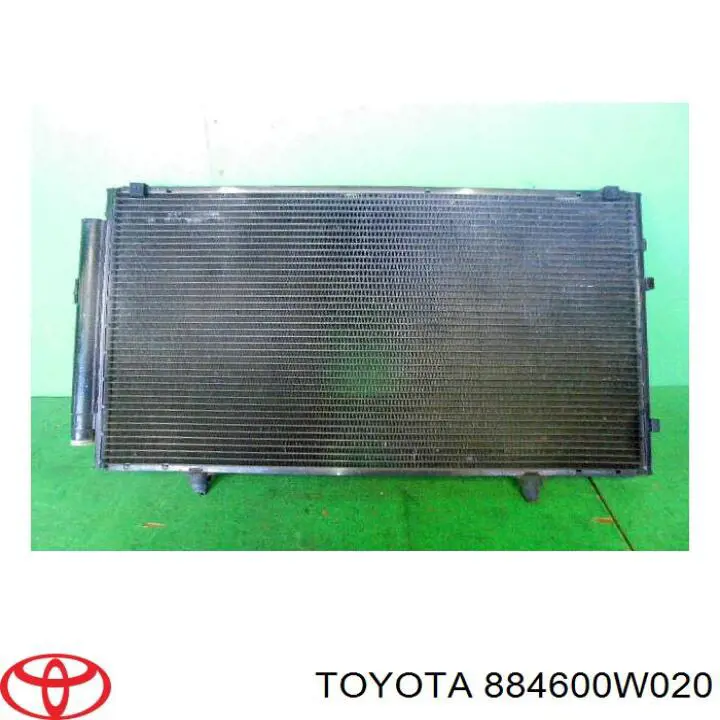 884600W020 Toyota Конденсатор