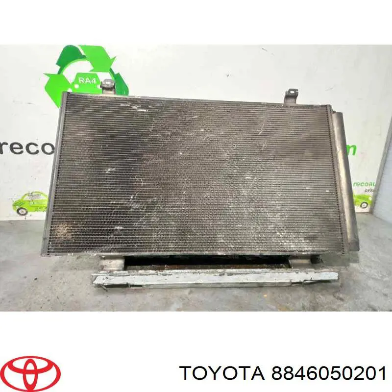 8846050201 Toyota Конденсатор