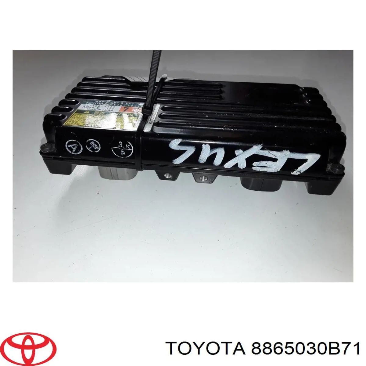 8865030B71 Toyota 