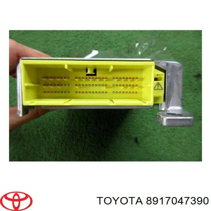 Купити 8917047390 Toyota 