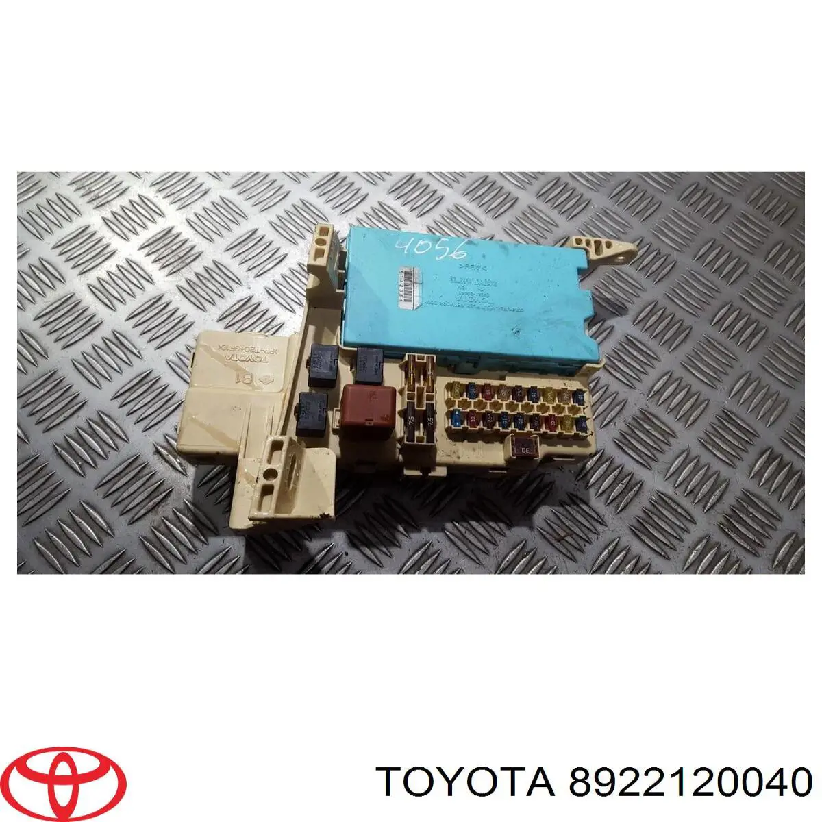 8922120040 Toyota 