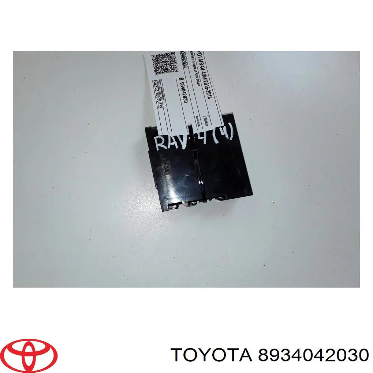 8934042030 Toyota 