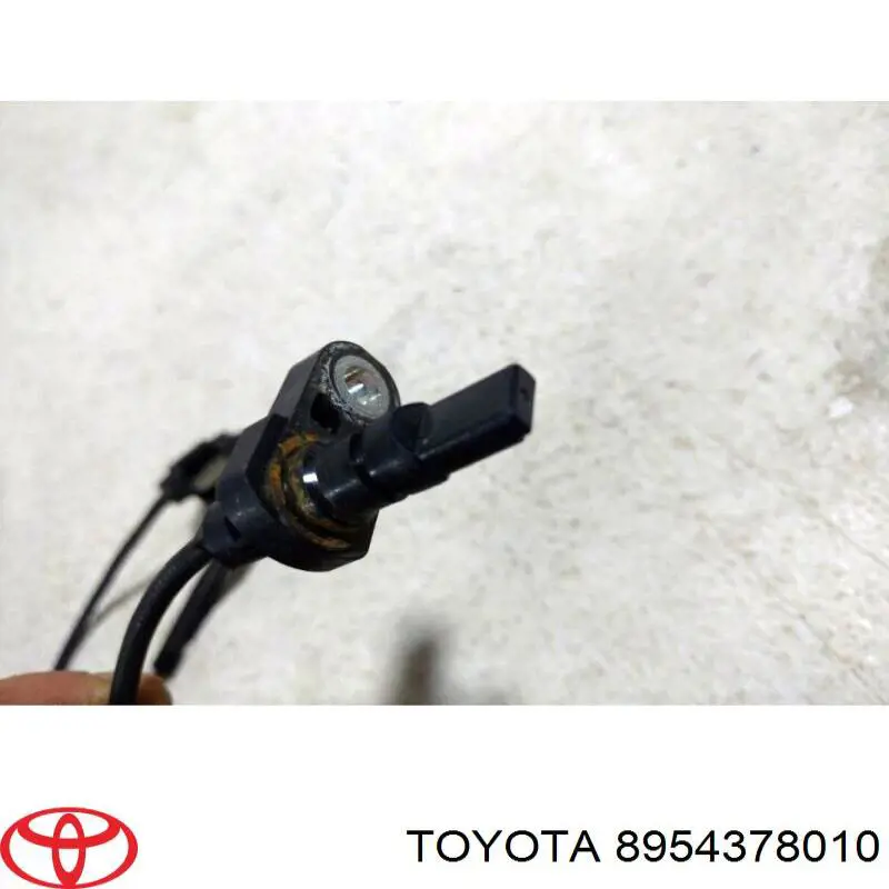 Купити 8954378010 Toyota Датчик АБС (ABS) передній, лівий