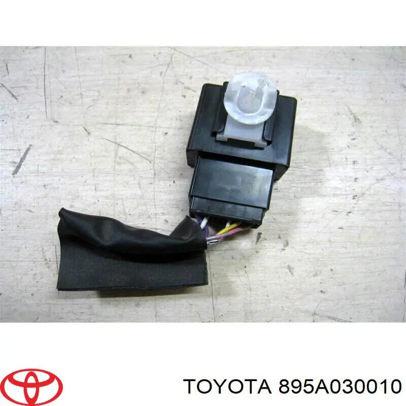 895A030010 Toyota 