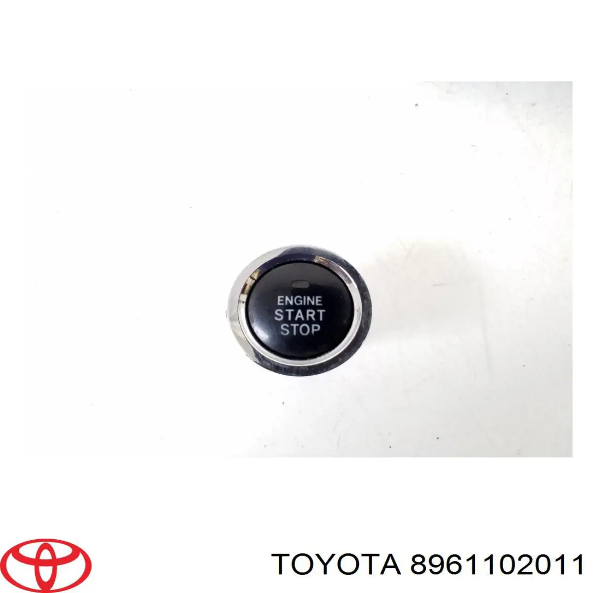 Купити 8961102011 Toyota Кнопка запуску двигуна