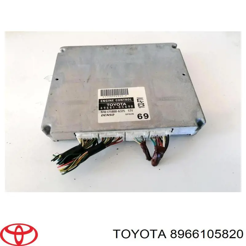 Блок двигуна Toyota 8966105820