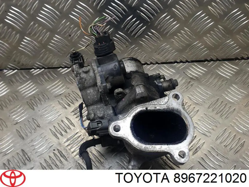 Блок дросельної заслінки Toyota 8967221020 ціна, від 38.01 USD