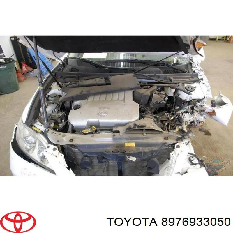 8976933050 Toyota 