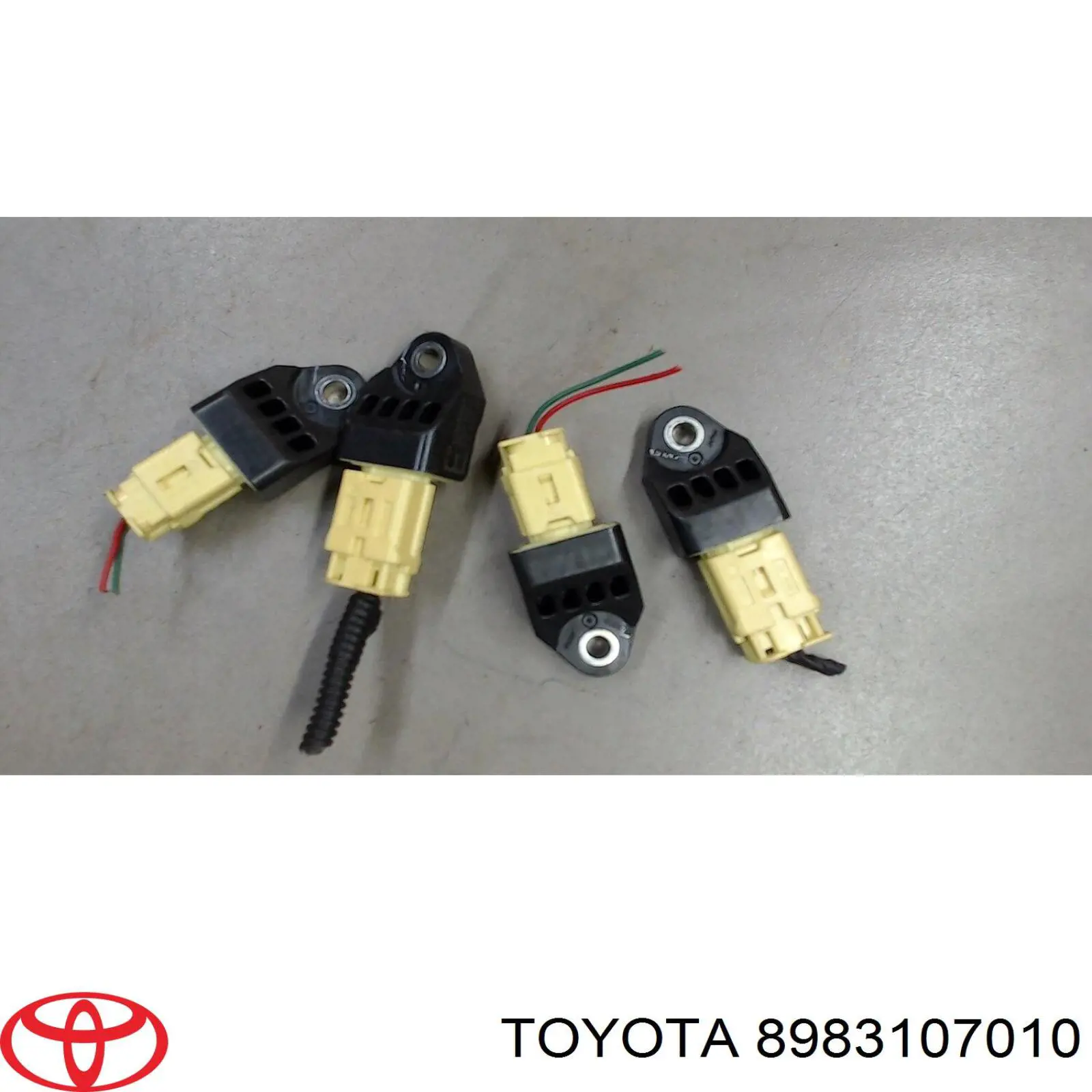 8983107010 Toyota Датчик подушки безпеки