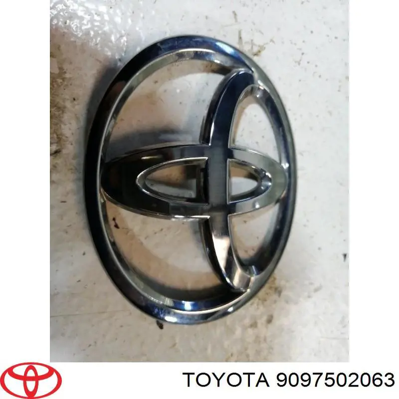 Емблема решітки радіатора Toyota Highlander (U4) (Тойота Хайлендер)