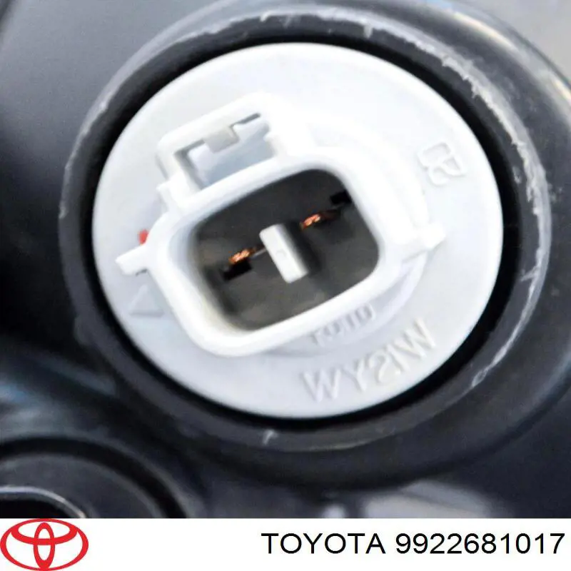 9922681017 Toyota Кришка фари, задня