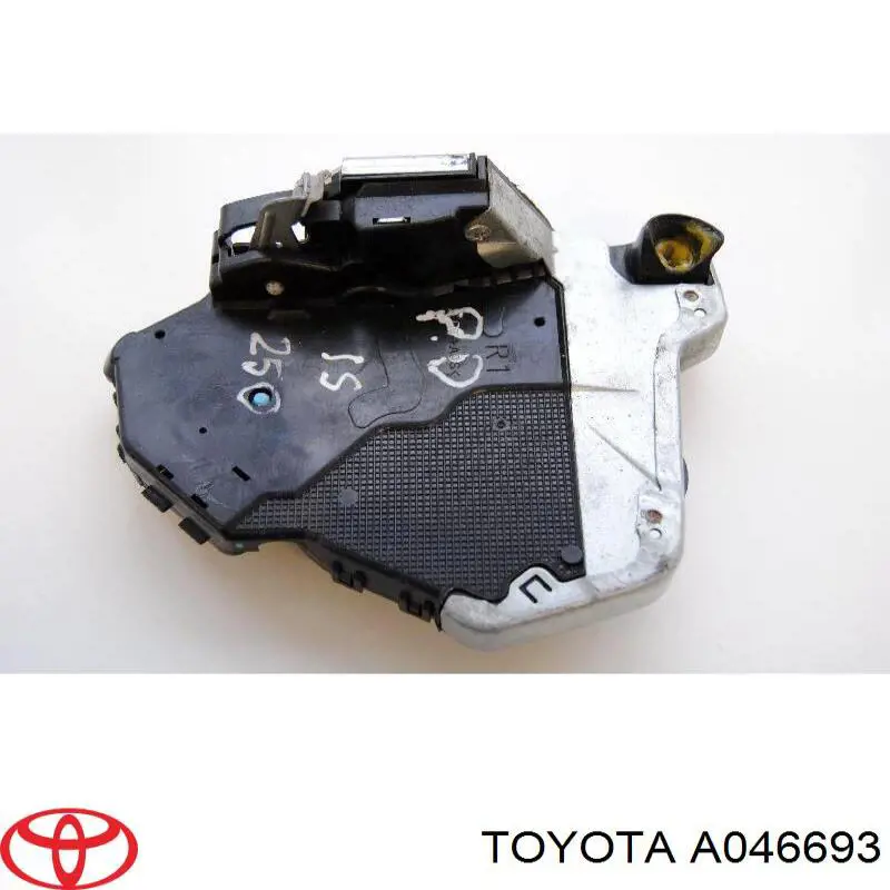 Замок передніх пасажирських дверей Toyota A046693 ціна, від 11.27 USD