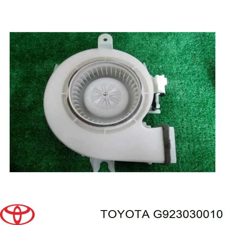 G923030010 Toyota Насос (помпа) охолодження батареї
