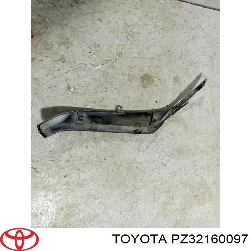 Молдинг переднього бампера, правий PZ32160097 Toyota