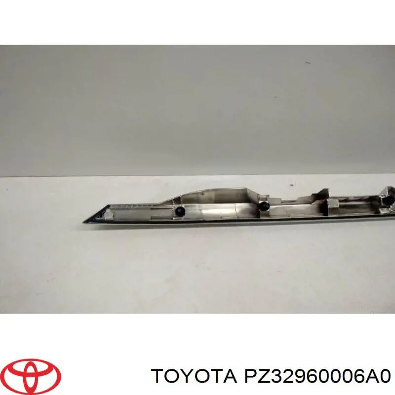PZ32960006A0 Toyota 