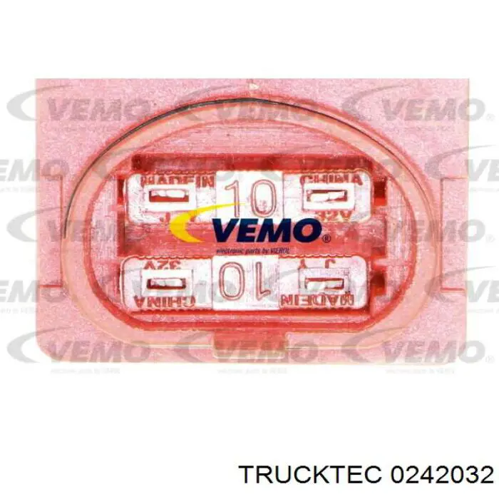 Реле високого струму Trucktec 0242032 ціна, від 25.34 USD