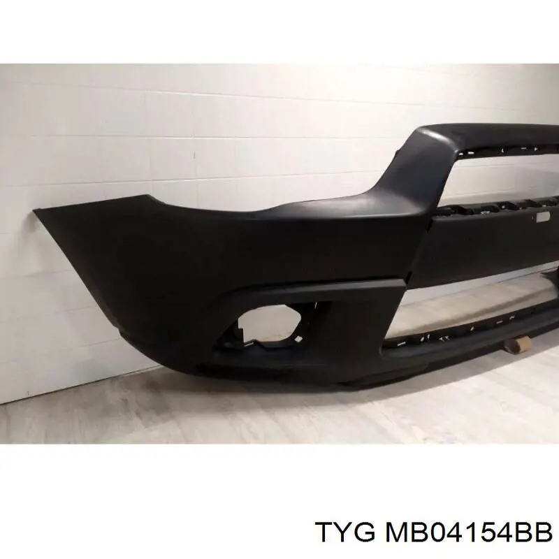 Купити MB04154BB TYG Буфер (бампер) передній
